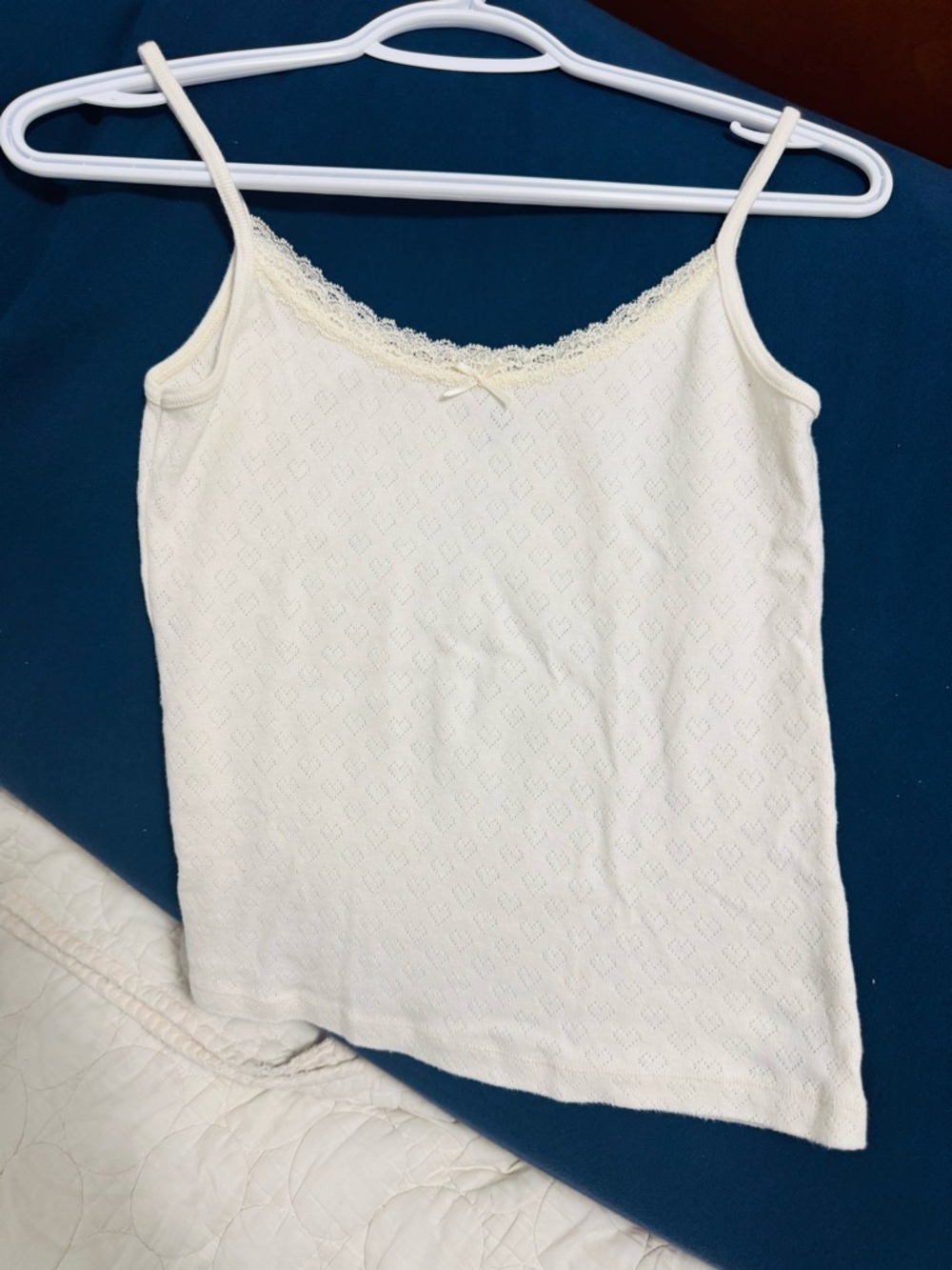 Brandy Melville Cream Skylar heart tank